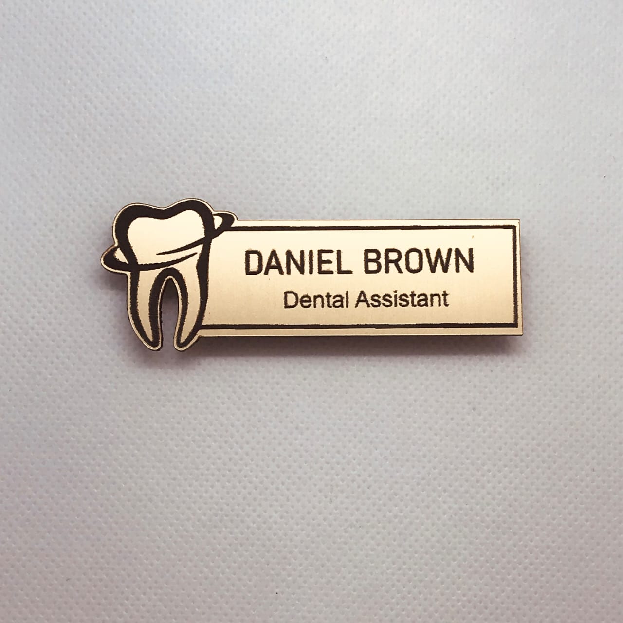 Personalised Name Badges for Dentists 1 Qty (Metal) – DNAMART.IN
